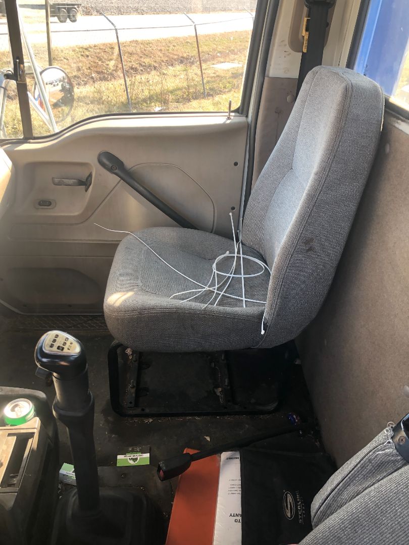 2009 STERLING L9500 - Image 9